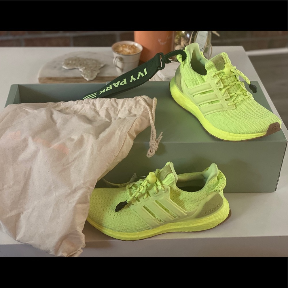 Adidas Ivy Park Drip 2 Brand New *Sold Out online*